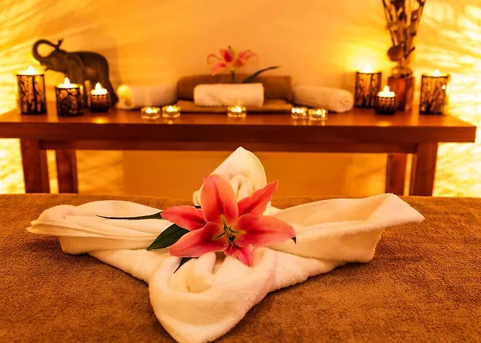 Хотел Family Romantika 3*